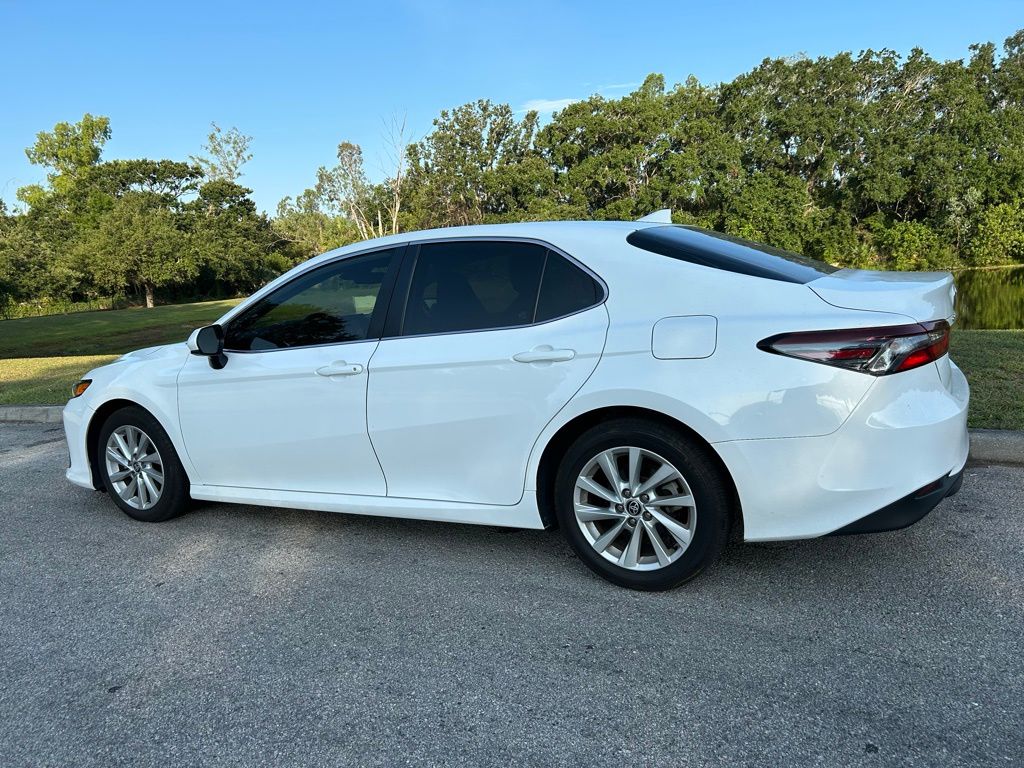2024 Toyota Camry LE 3