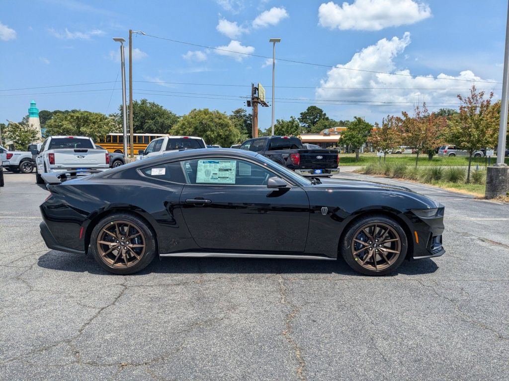 2025 Ford Mustang Dark Horse Fastback