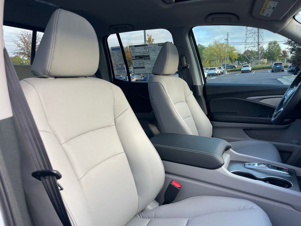 Thumbnail: 2026 Honda Ridgeline - 32