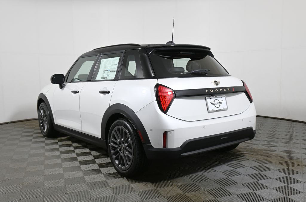 Thumbnail: 2026 MINI Cooper - 5