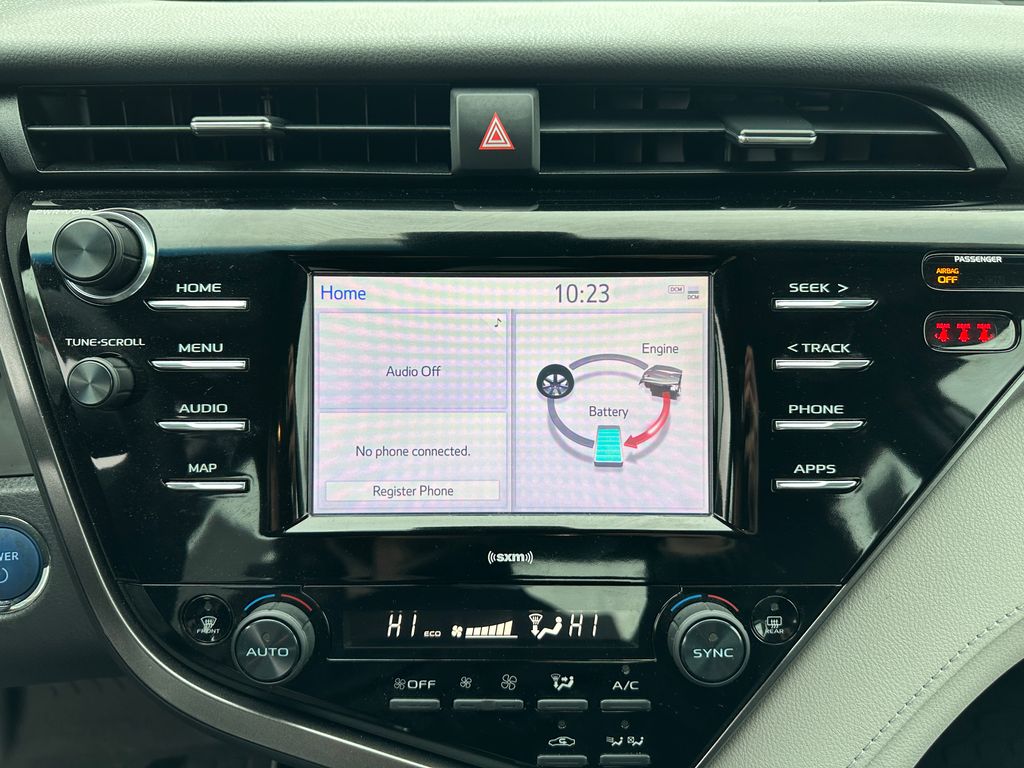 2020 Toyota Camry Hybrid LE