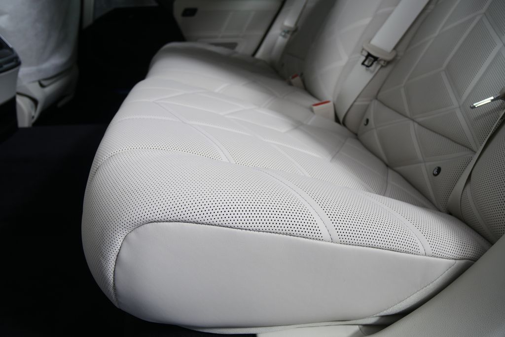 Thumbnail: 2026 BMW i7 - 11