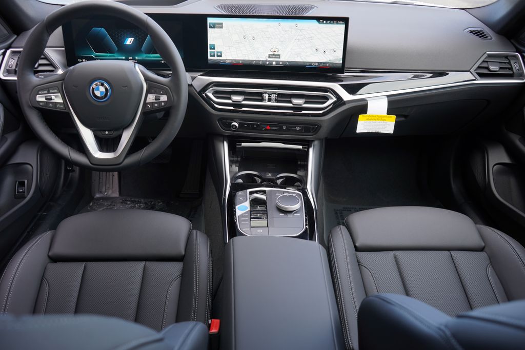 2024 BMW i4 eDrive40 17