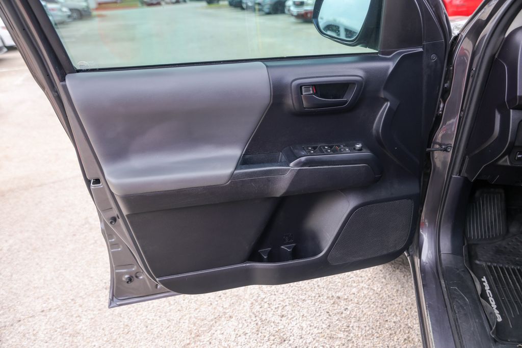 Used Car 2018 Toyota Tacoma  Sr For Sale Under $30,000 In Austin, Texas