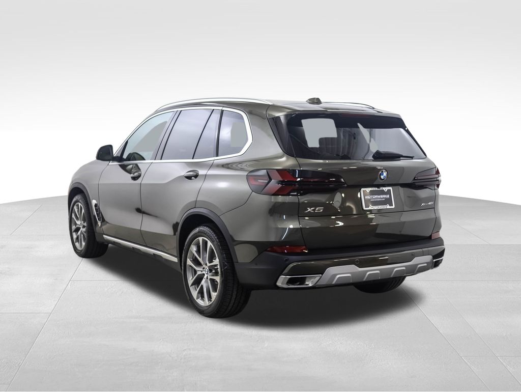 Thumbnail: 2026 BMW X5 - 3