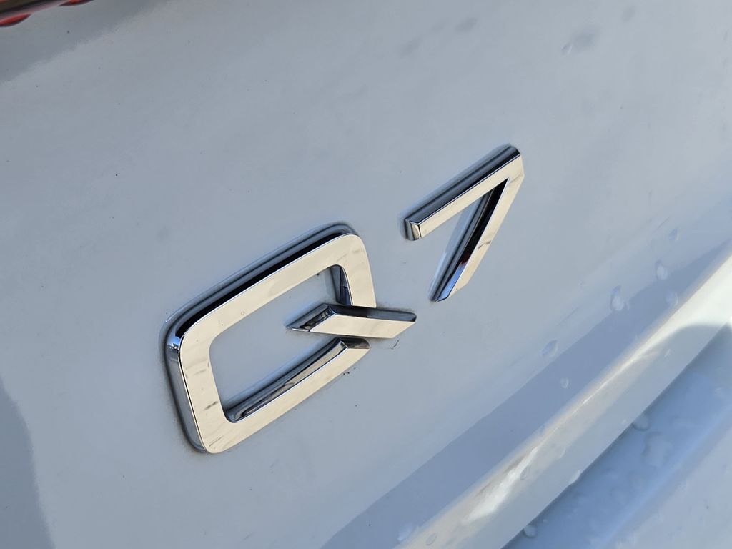 used 2023 Audi Q7 car, priced at $43,482