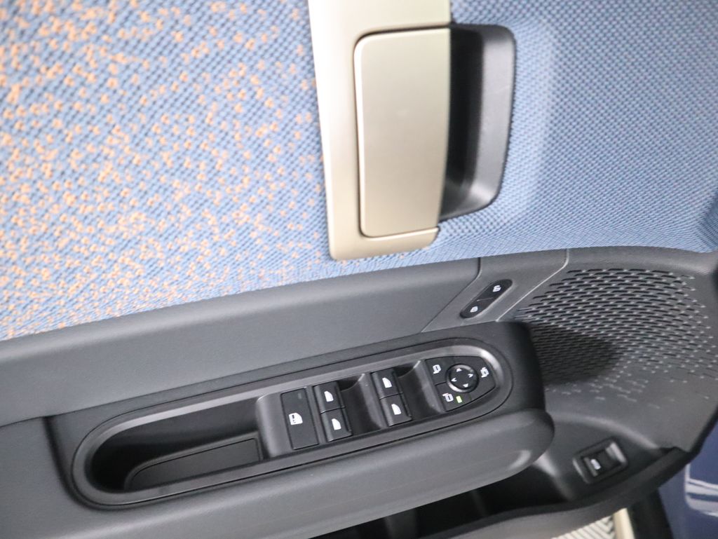 Thumbnail: 2026 MINI Cooper Countryman - 24