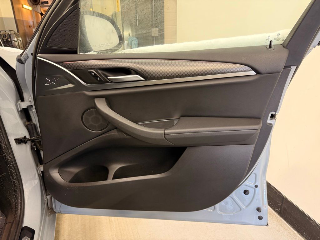 Thumbnail: 2023 BMW X3 - 28