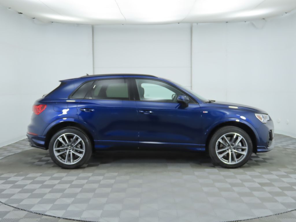 2024 Audi Q3  4