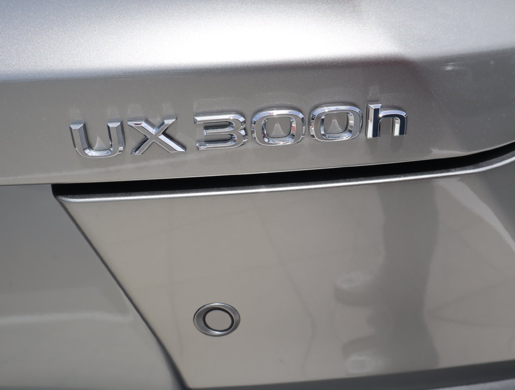 Thumbnail: 2026 Lexus UX - 18