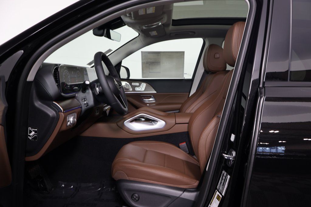 Thumbnail: 2026 Mercedes-Benz GLE - 5