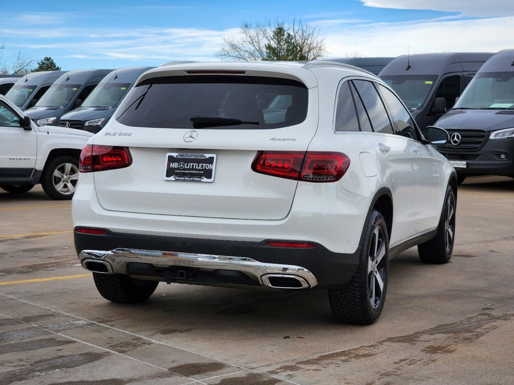 2021 Mercedes-Benz GLC GLC 300 5