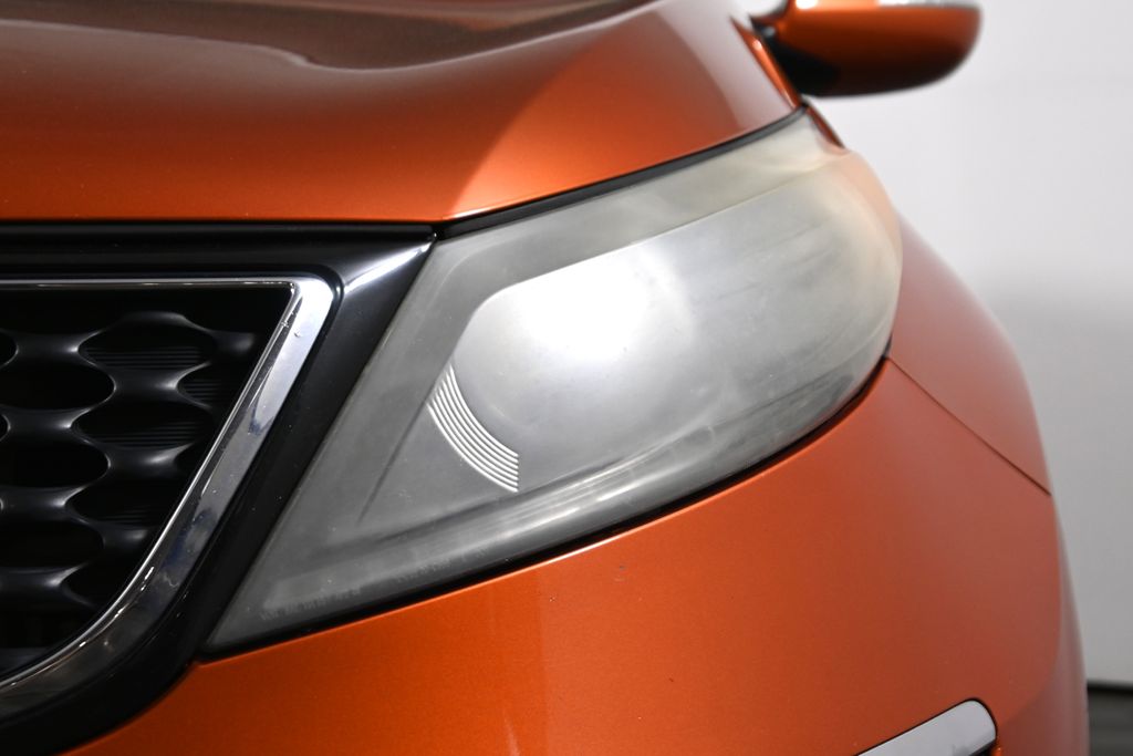 Thumbnail: 2011 Kia Sportage - 11