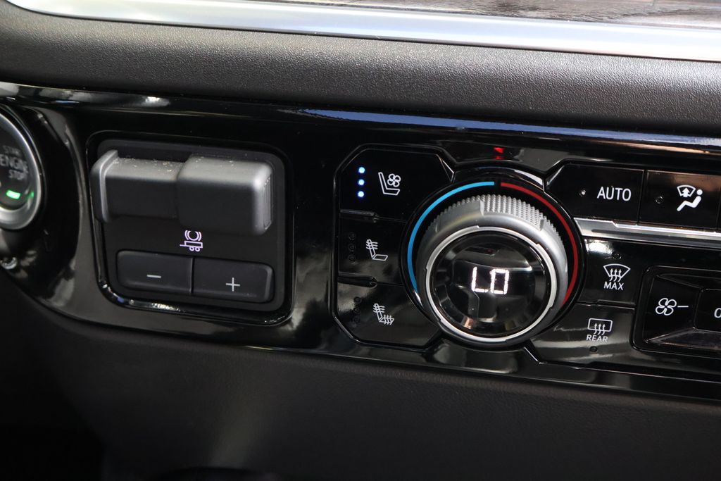 Thumbnail: 2022 Chevrolet Silverado 1500 - 22