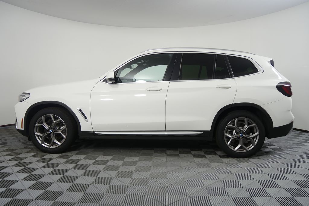 Thumbnail: 2022 BMW X3 - 6