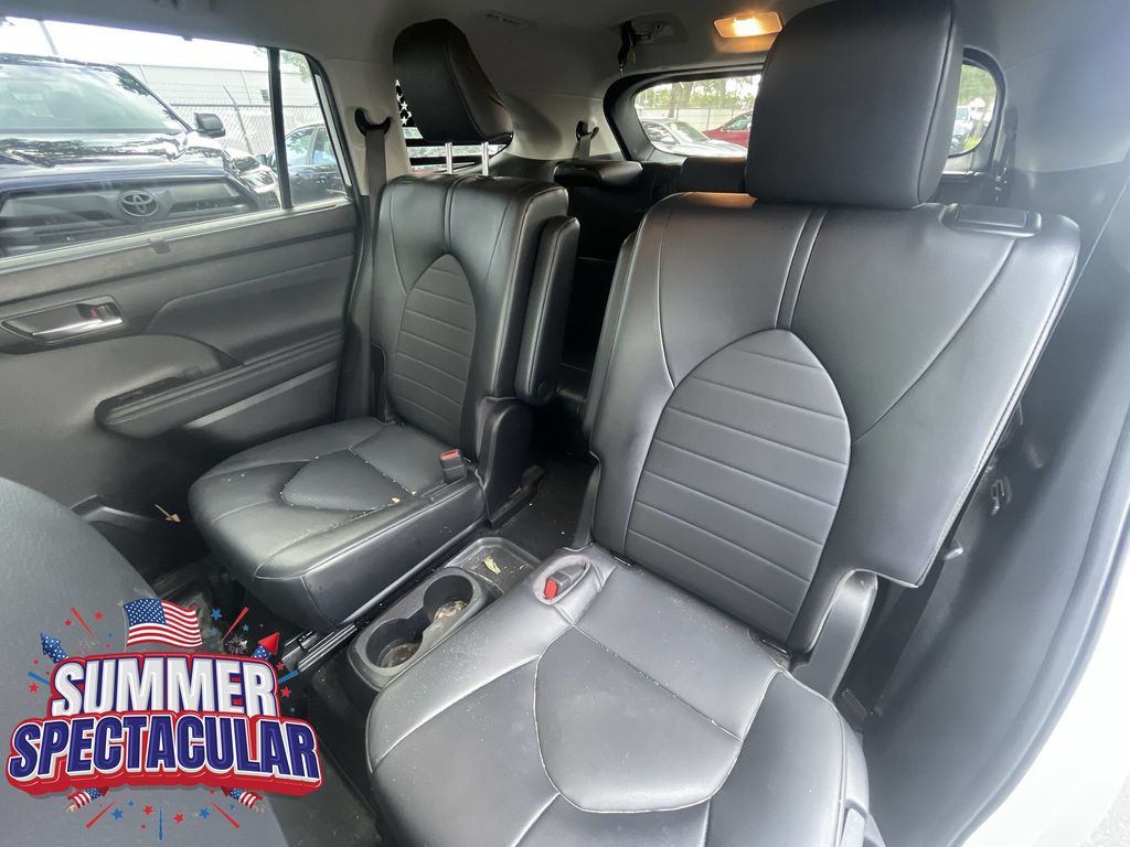Used 2022 Toyota Highlander SUV