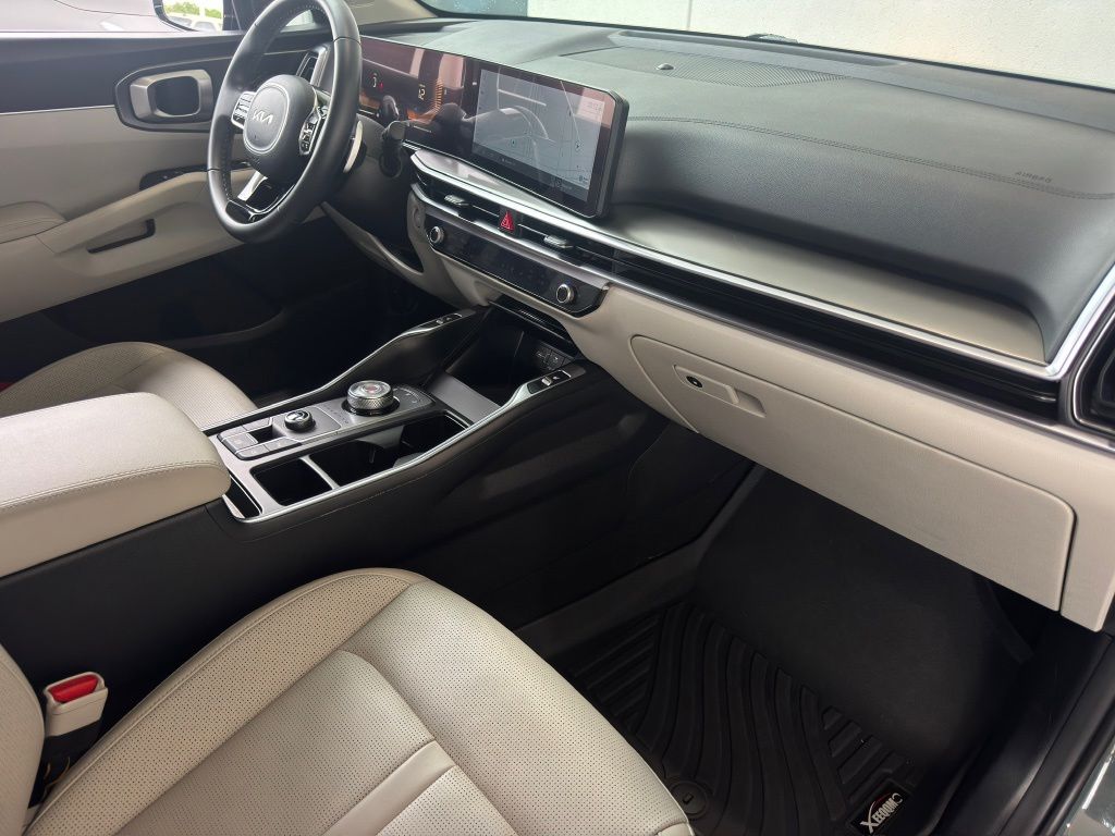 2025 Kia Sorento Hybrid EX Green at DeMontrond Automotive Group