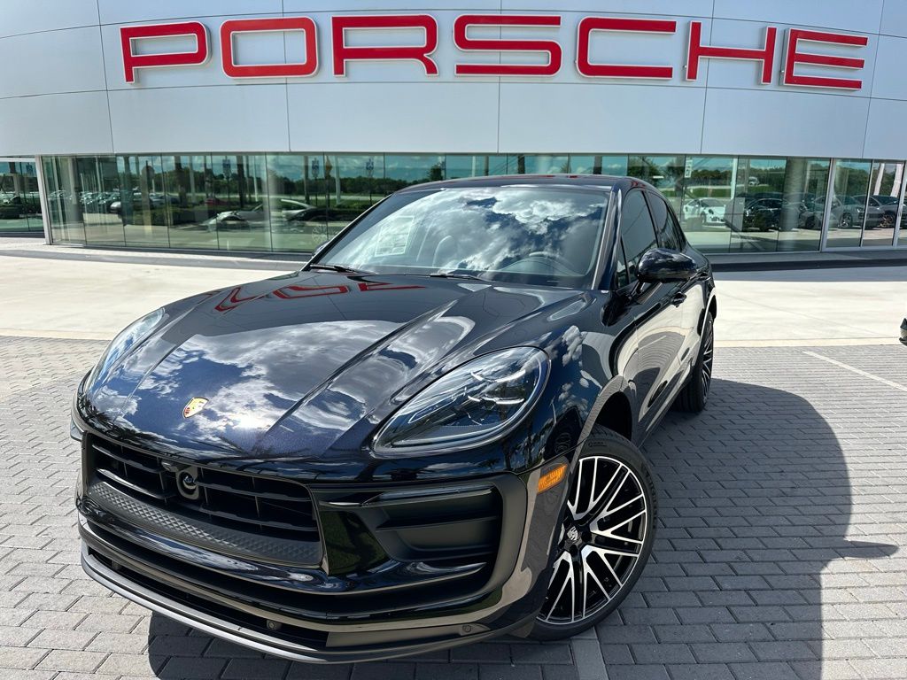Thumbnail: 2026 Porsche Macan - 1