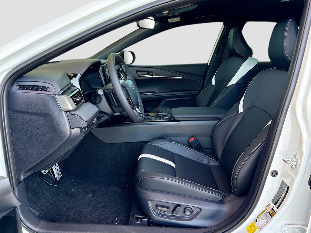 Thumbnail: 2026 Toyota Camry - 18