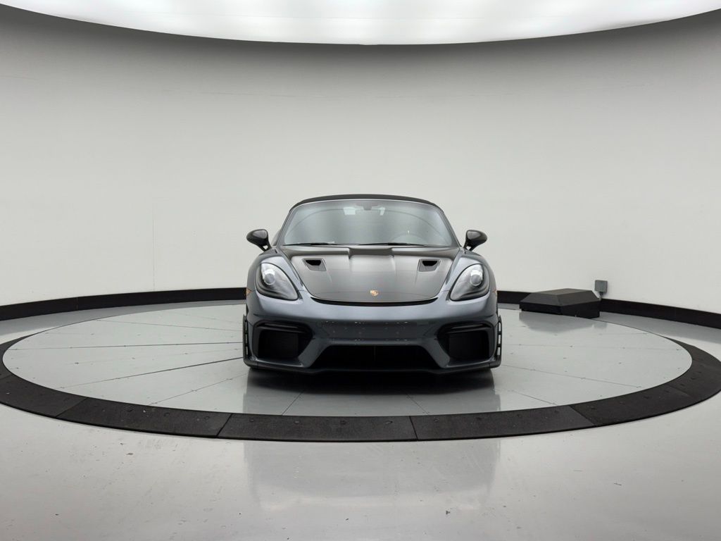 Thumbnail: 2025 Porsche  - 6