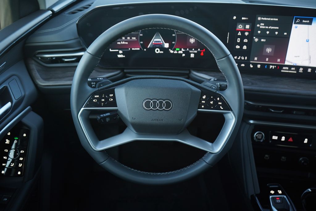 Thumbnail: 2025 Audi Q5 - 9