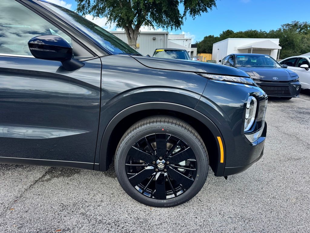 New 2026 Mitsubishi Outlander SUV