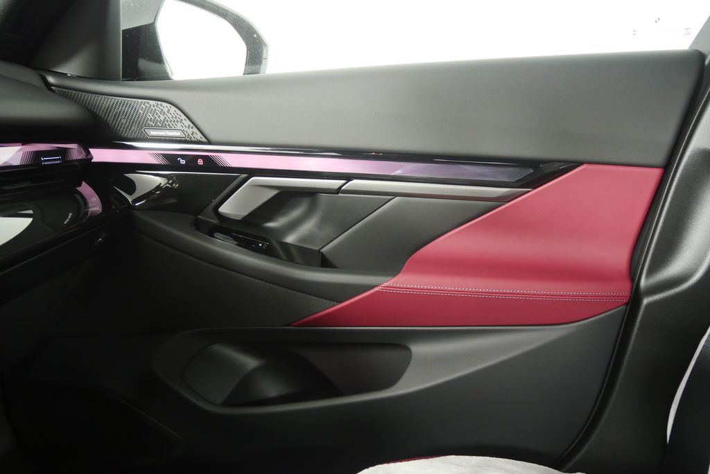 Thumbnail: 2026 BMW i5 - 23
