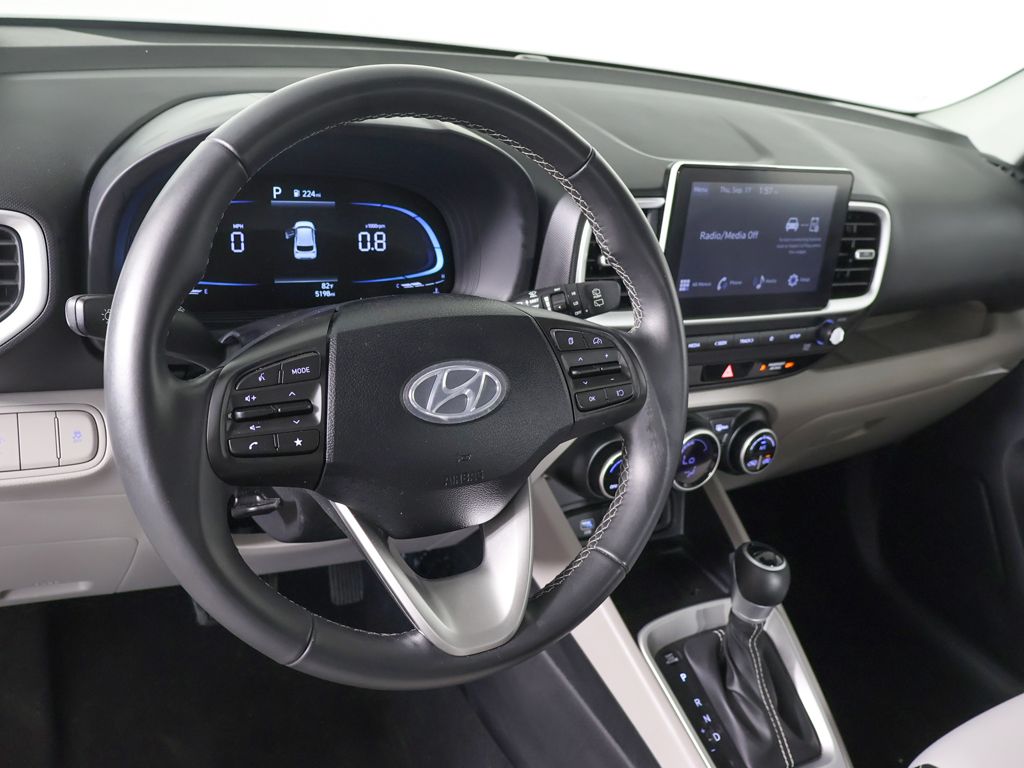 Used 2026 White Hyundai SEL image 23