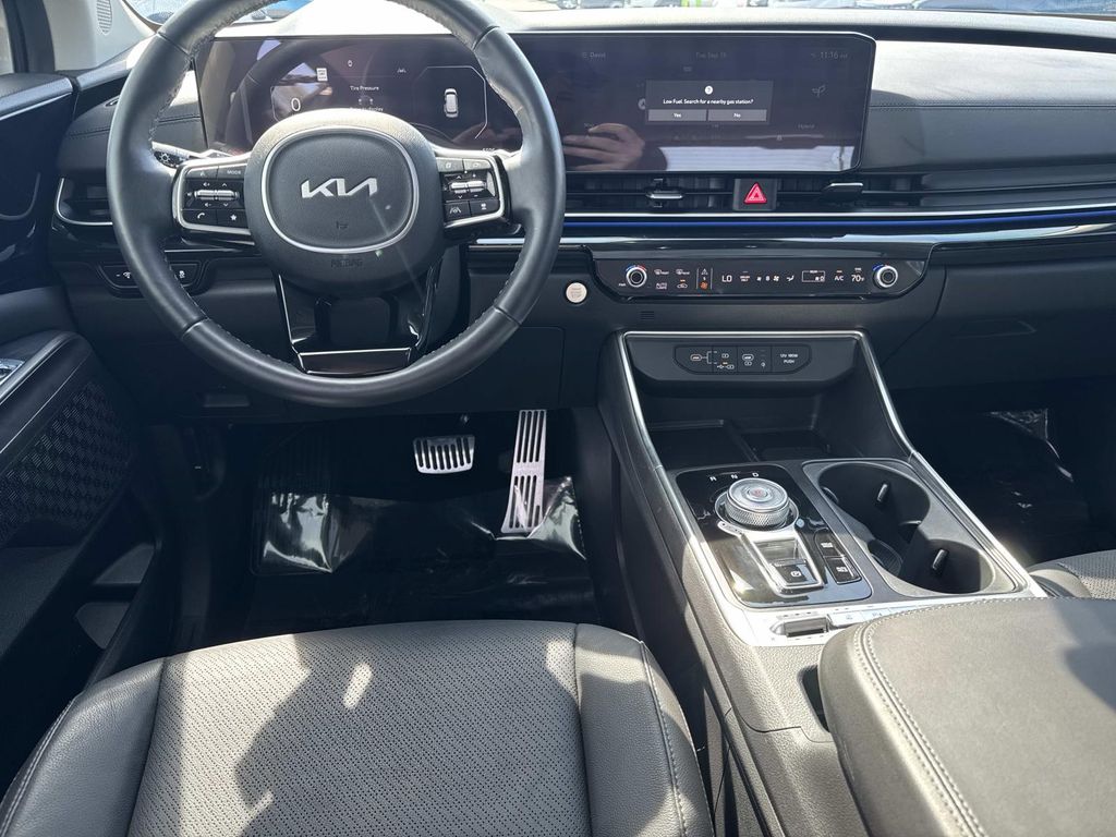 Used 2026 White Kia SX Prestige image 16