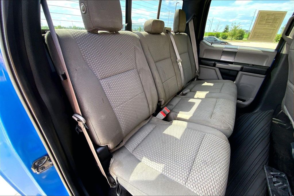 Used 2019 Blue Ford XLT image 25
