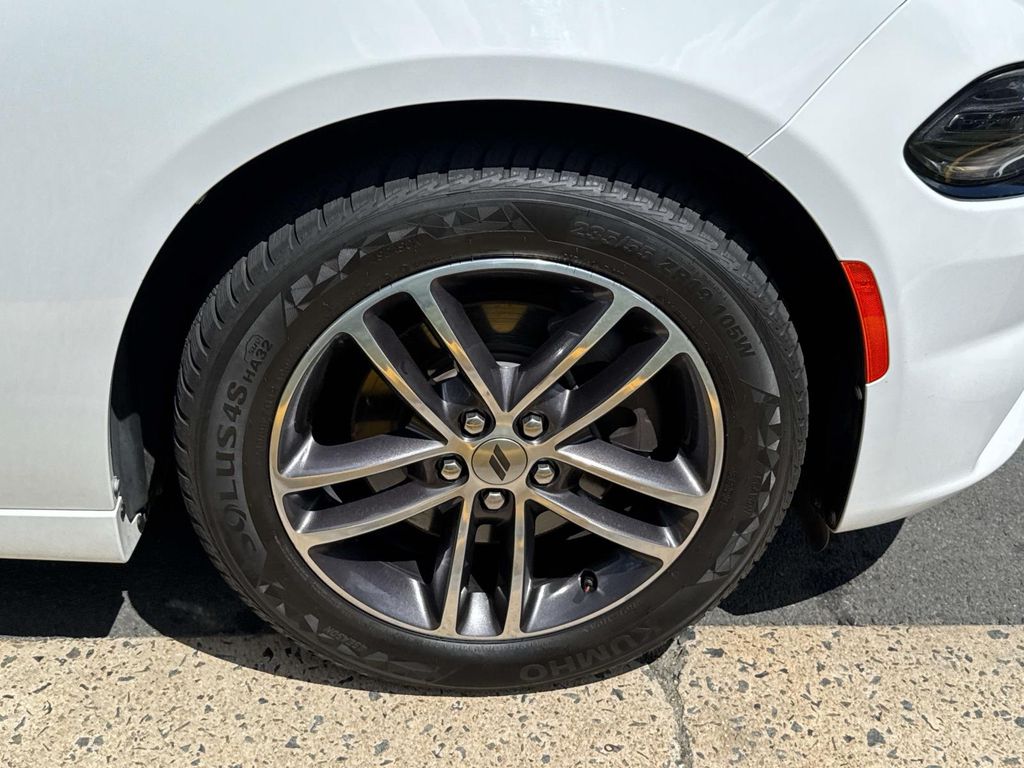 Thumbnail: 2019 Dodge Charger - 17