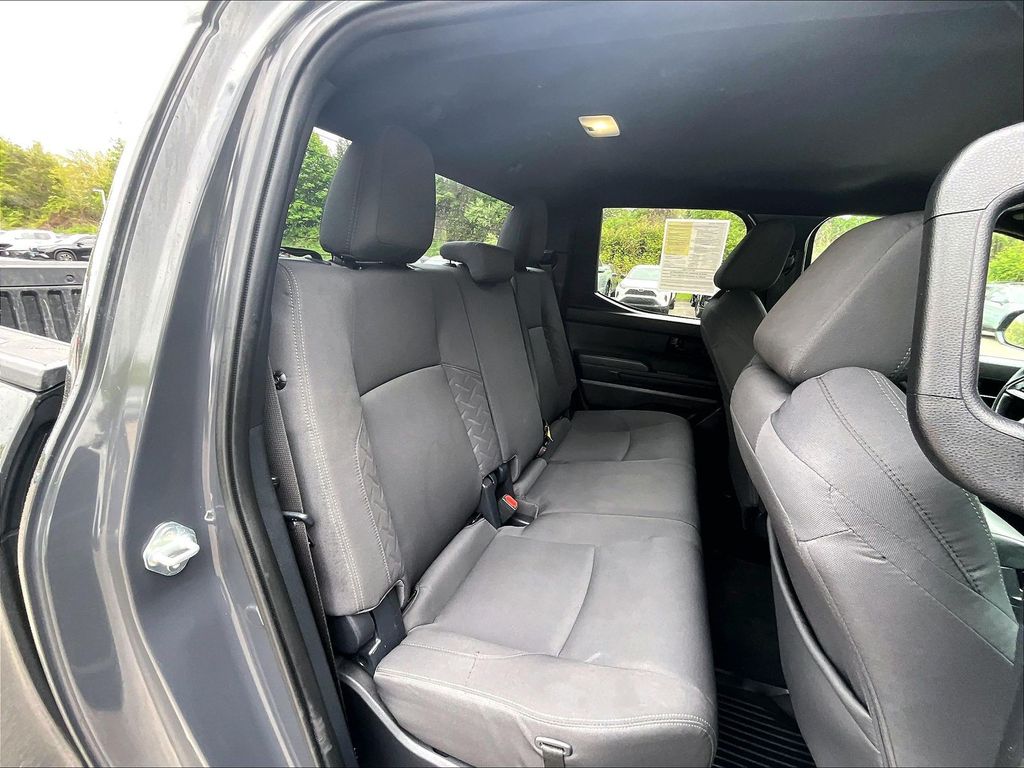 2024 Toyota Tacoma — photo 16