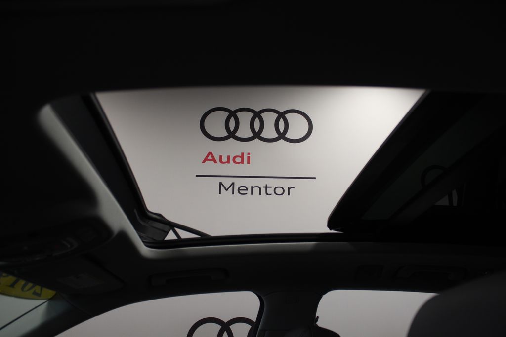 Thumbnail: 2019 Audi Q5 - 12