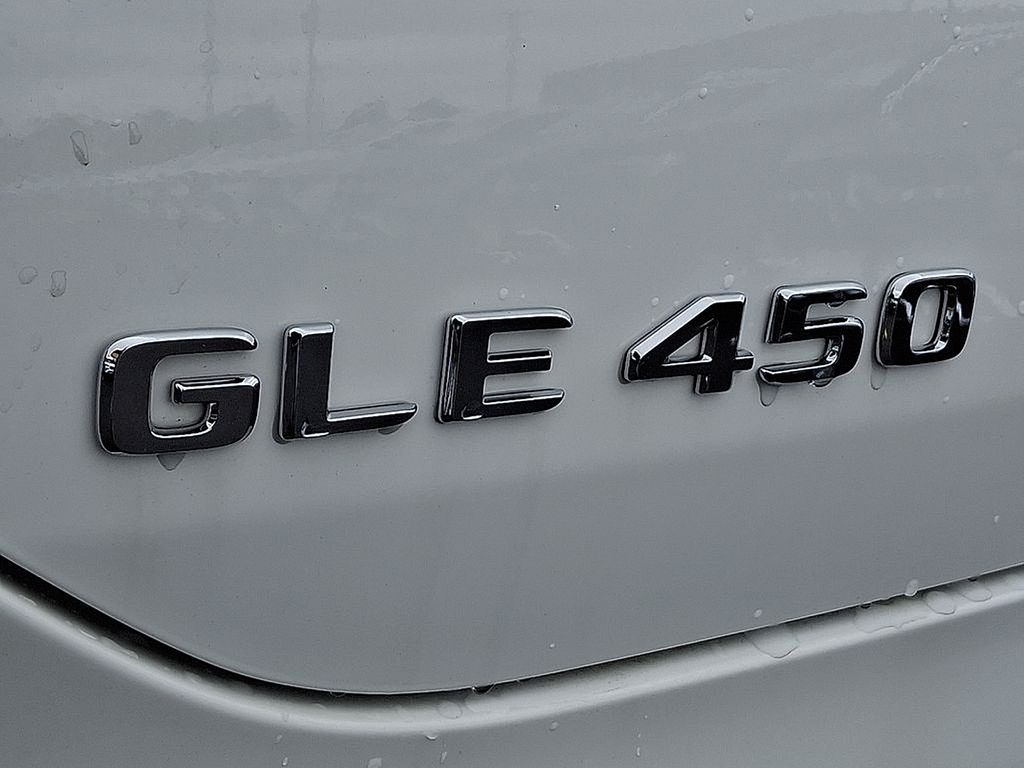 Thumbnail: 2026 Mercedes-Benz GLE - 19