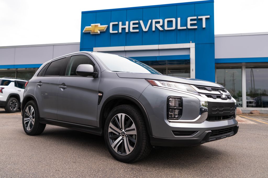 2024 Mitsubishi Outlander Sport 2.0 ES AWC CVT's photo