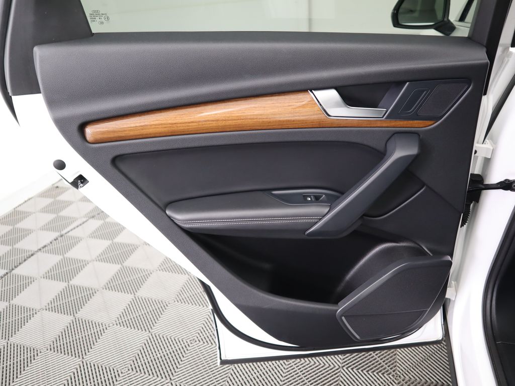 2021 Audi Q5 Premium Plus 26