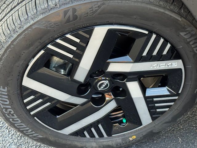 New 2026 Nissan Kicks SUV