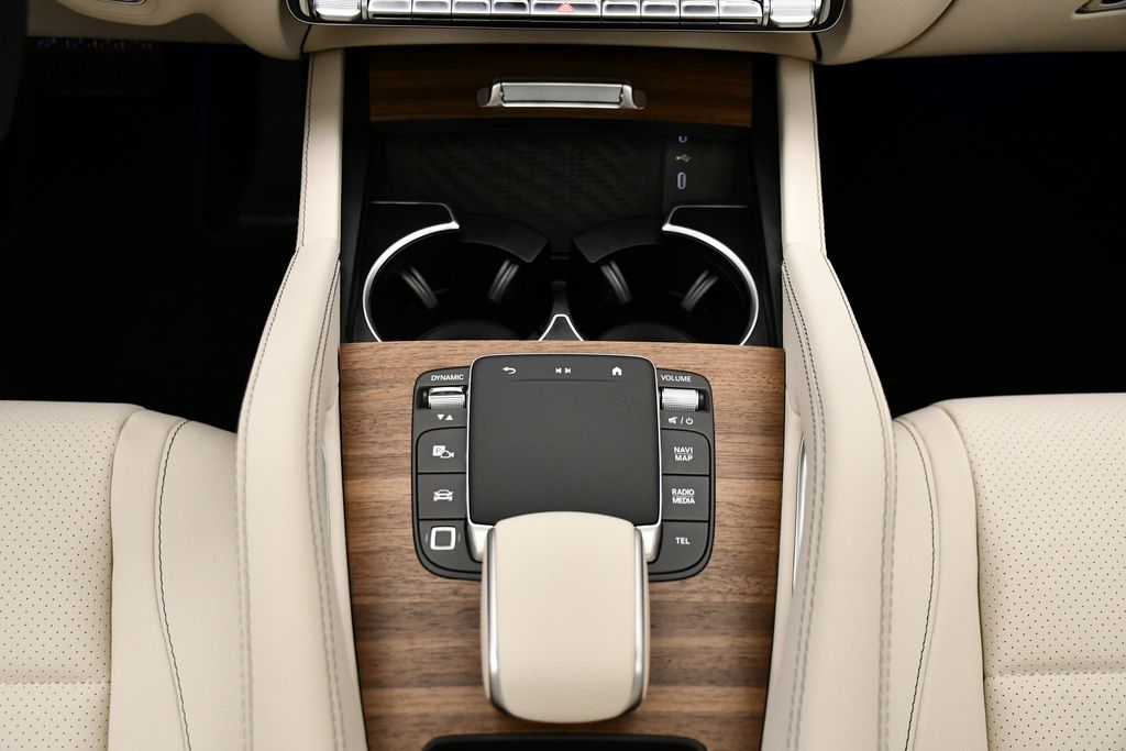 2025 Mercedes-Benz GLE 450 29