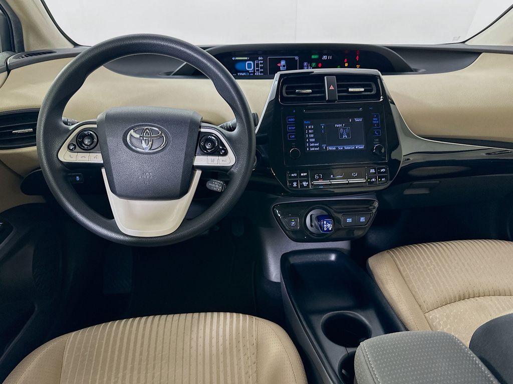 Thumbnail: 2017 Toyota Prius - 21