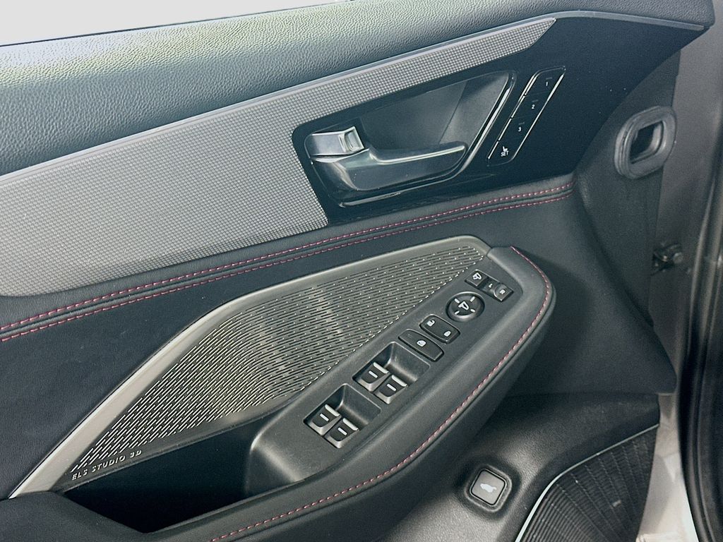 used 2023 Acura MDX car, priced at $40,299