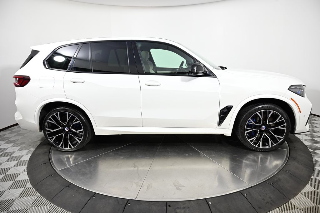 Thumbnail: 2023 BMW X5 - 6