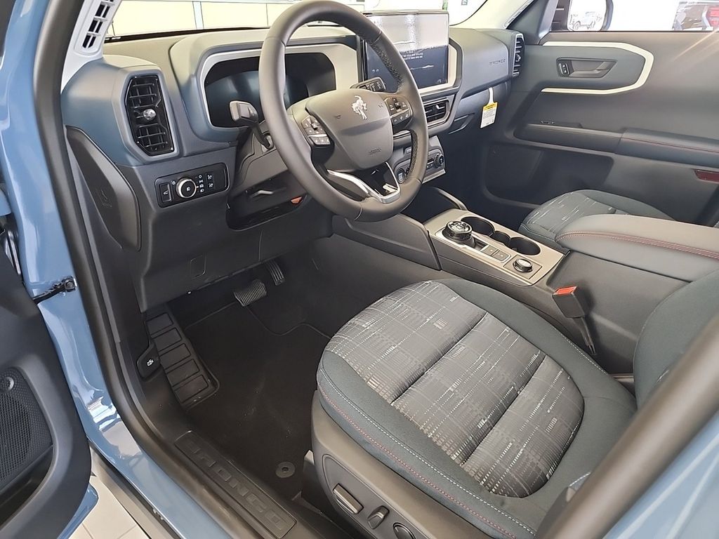 2025 Ford Bronco Sport Heritage photo