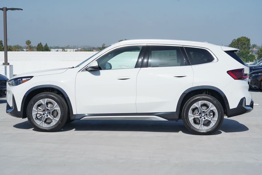 Thumbnail: 2026 BMW X1 - 4