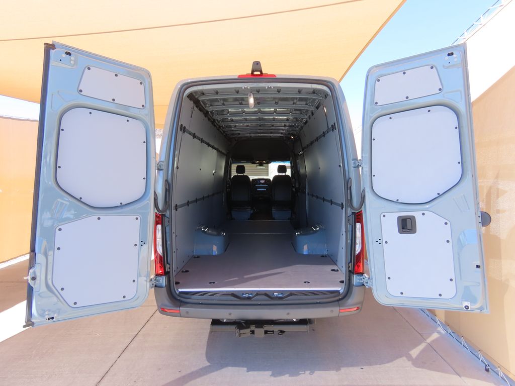 Thumbnail: 2026 Mercedes-Benz Sprinter - 29