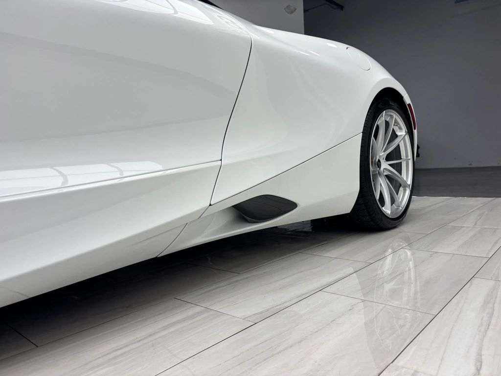 2024 McLaren 750S
