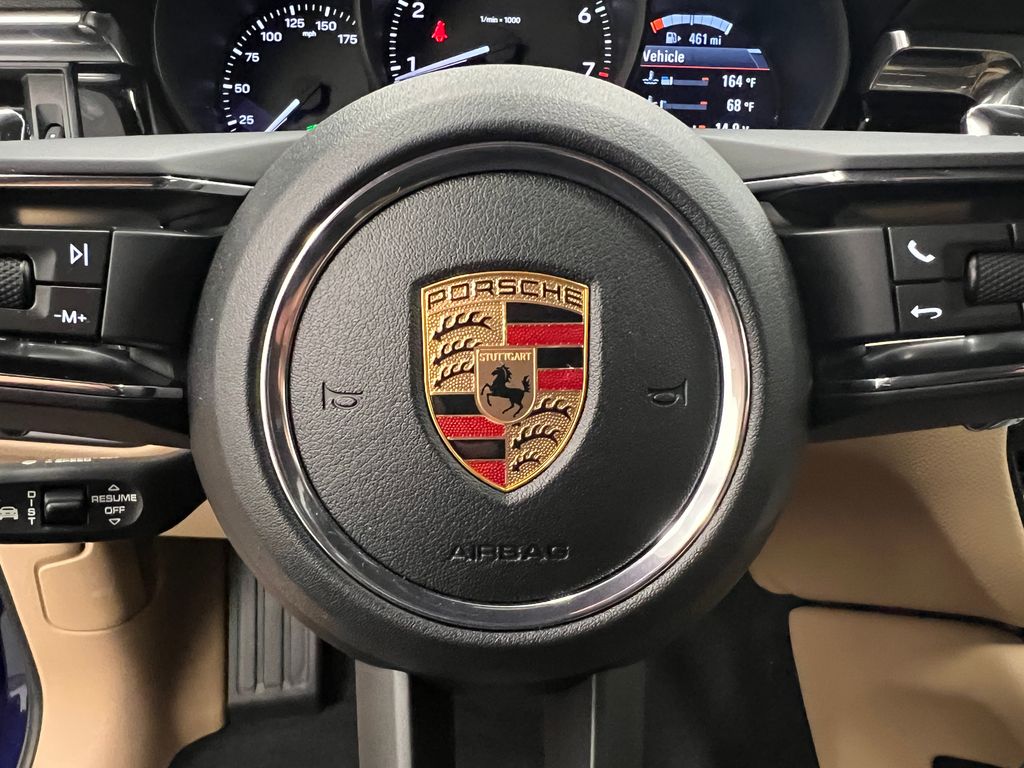 Thumbnail: 2026 Porsche Macan - 20