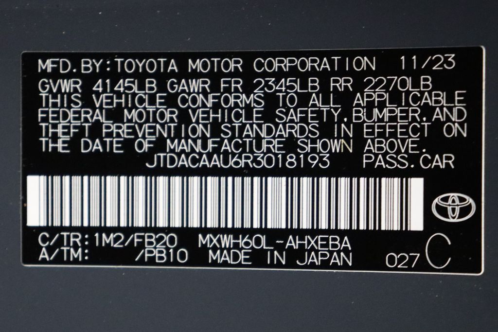 2024 Toyota Prius LE 17