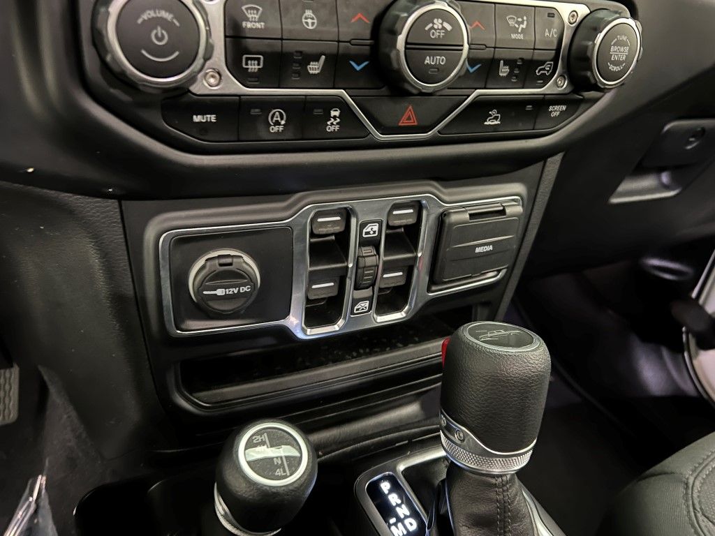 Thumbnail: 2020 Jeep Gladiator - 27