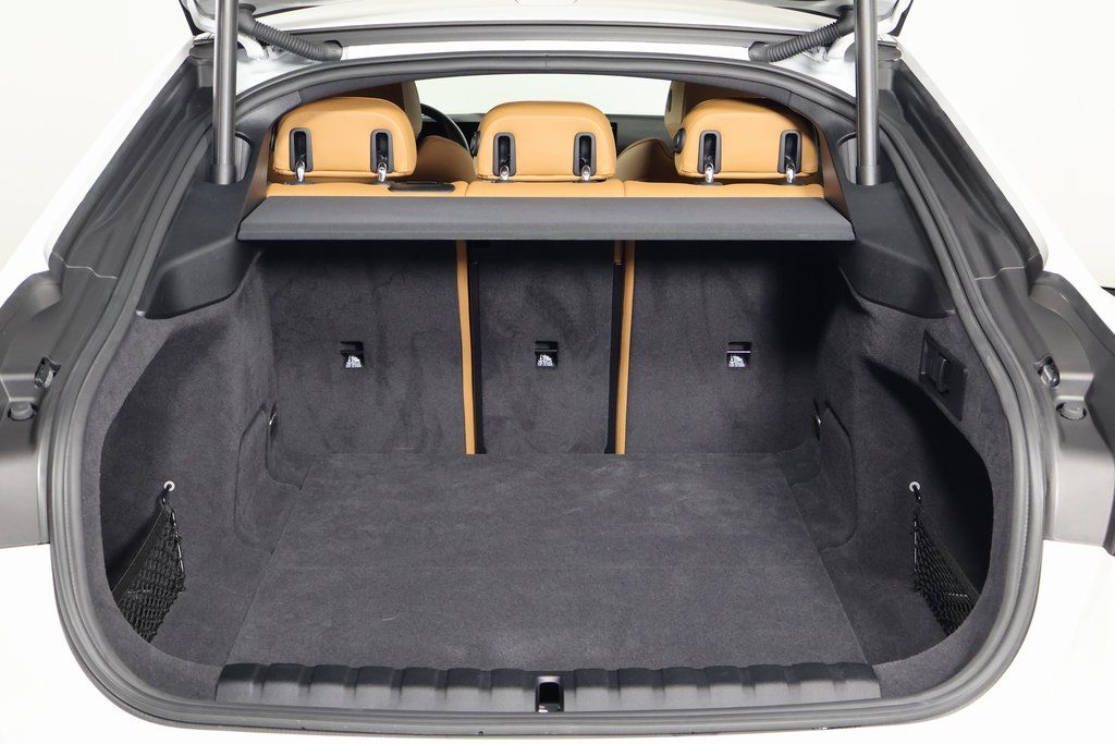 Thumbnail: 2023 BMW i4 - 14