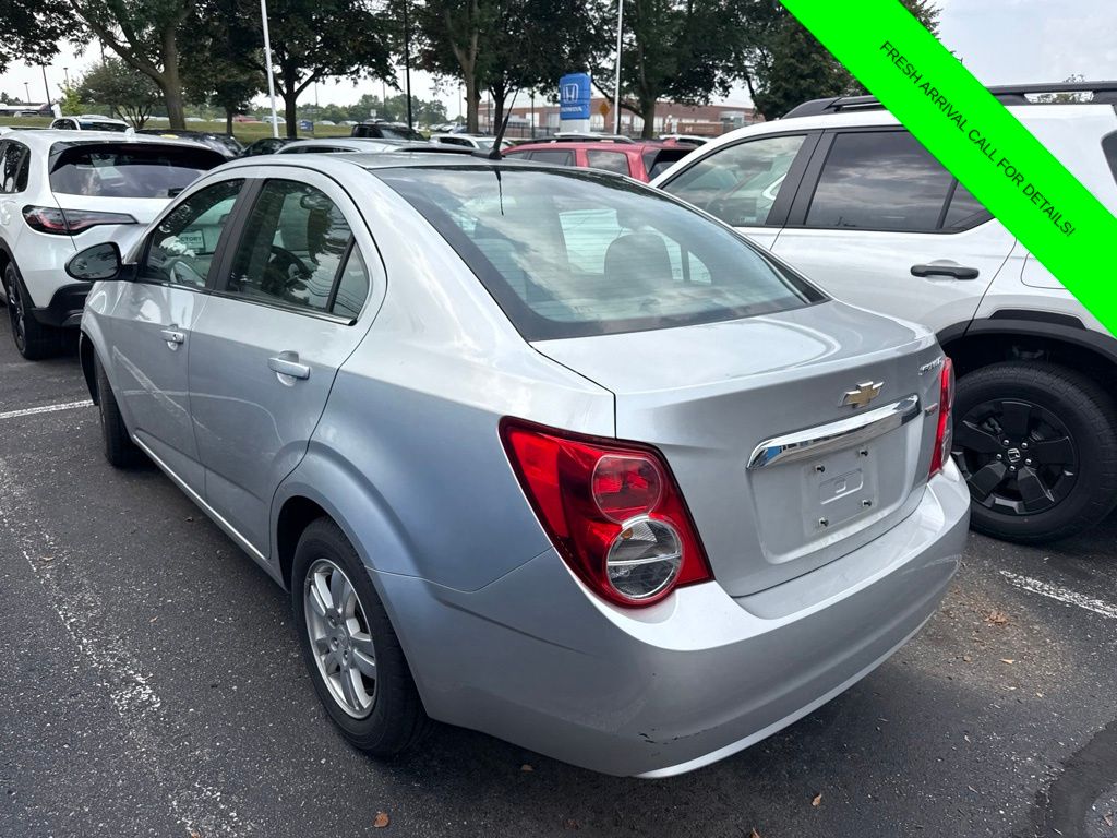 Used 2013 Silver Chevrolet LT image 9